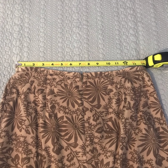 Old Navy Pencil Skirt - Picture 3 of 3